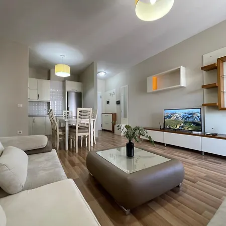 Serene At Delijorgji Apartment Tirana